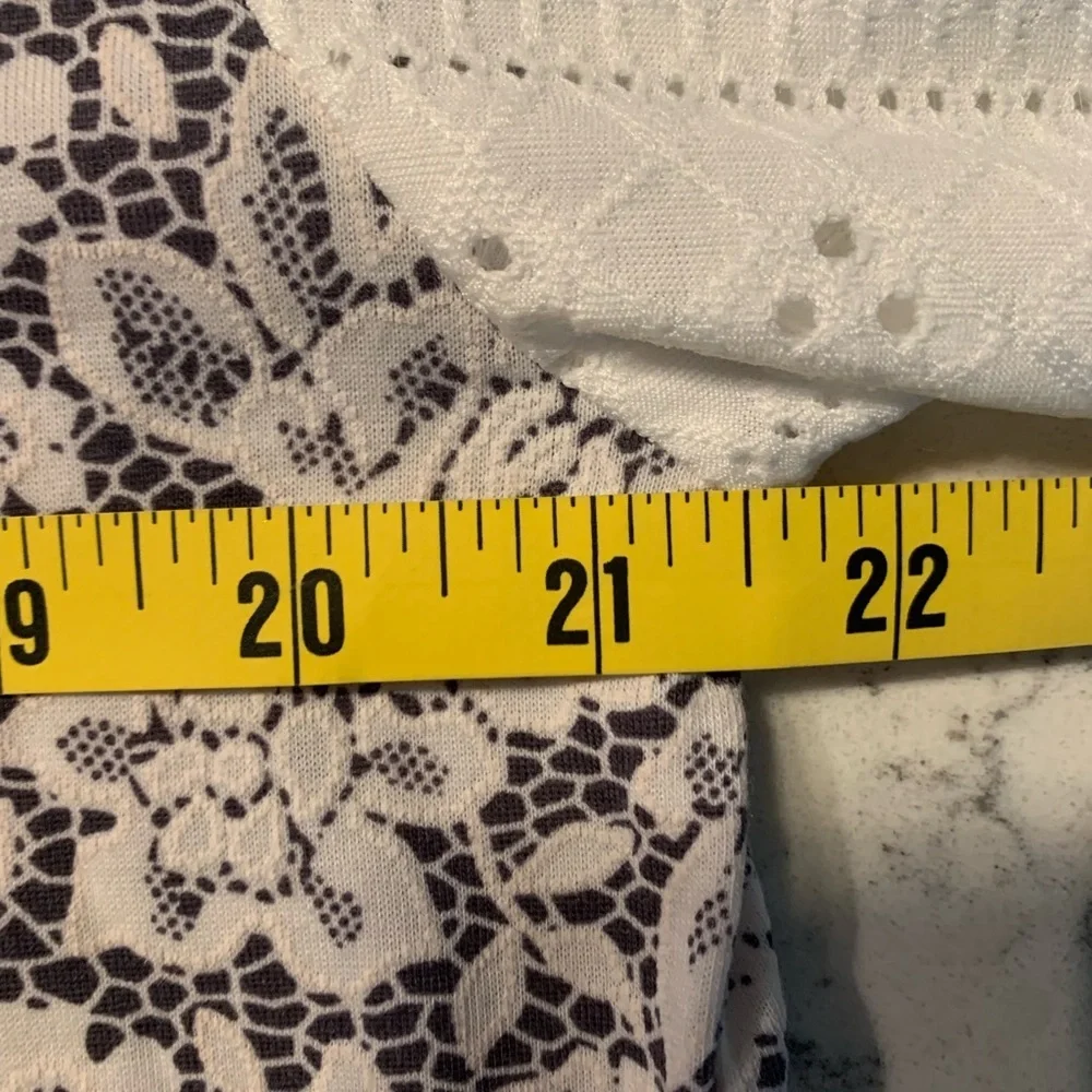 ANDTHEWHY White And Navy Lace Blouse NWT - M